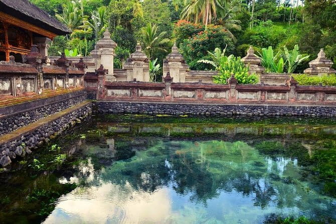 3-Day Private Sightseeing Tour of Bali with Hotel Pickup - Day 1 in Bali: Tohpati, Celuk, and Tirta Empul’s Sacred Water