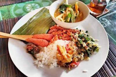 Afternoon Cooking Class & Making Bali Offering with Dinner - Cold ginger tea and how the host sets the tone