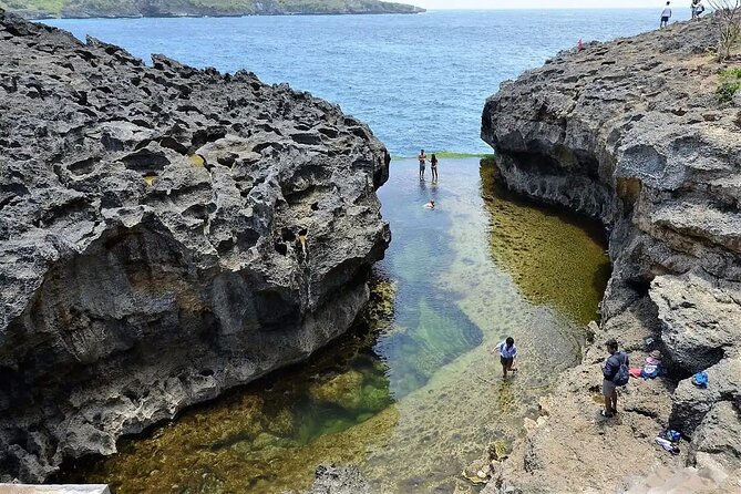 All Inclusive Nusa Penida Private Tour - Pasih Uug (Broken Beach): the big circular rock hole