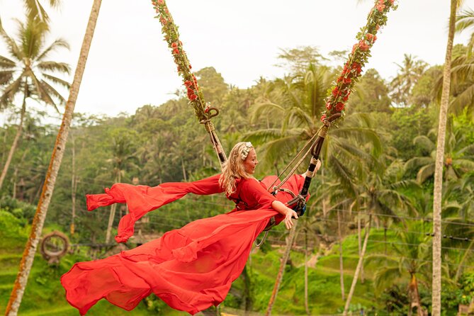 All-Inclusive Ubud's Wonder Day Tour - Kanto Lampo Waterfall: Tiered Rocks for Photos