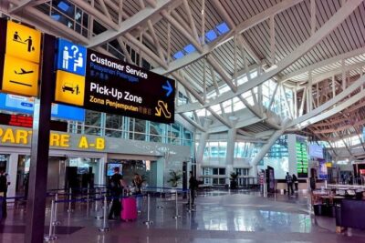 Bali Airport - Arrival Transfer - 7-seater car comfort: what size and baggage means for you