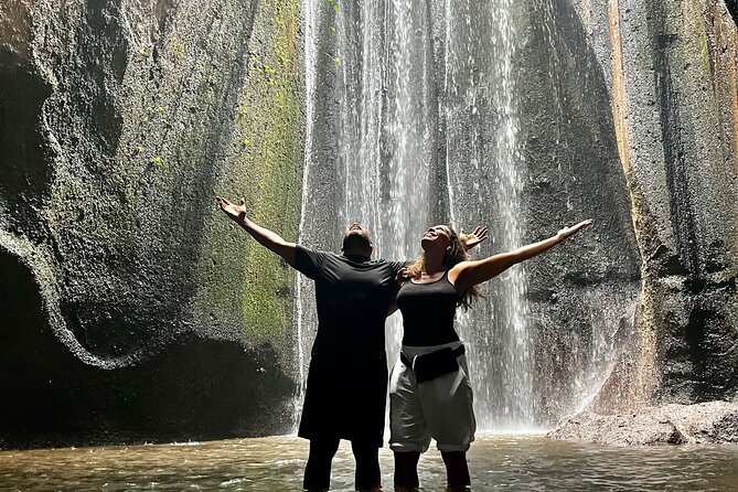 Bali Gate of Heaven, Swing and Waterfall - Happy Swing Bali Near Kumulilir: Getting the Shot Without Stress