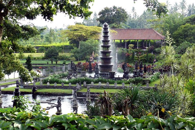 Bali Gate of Heaven Tour - Water Palace - Virgin Beach - Stop 3: Virgin Beach for White Sand Breathing Room