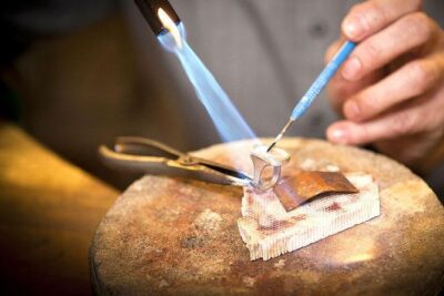 Bali Highlights Private Tour with Elephant Cave and Rice Field - Mas Wood Carving Center: a quick craft stop that sets the tone