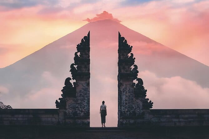 Bali Instagram Tour - DESIGN Your Own Trip - Tanjung Jepun: where moray eels and coral sightings come in