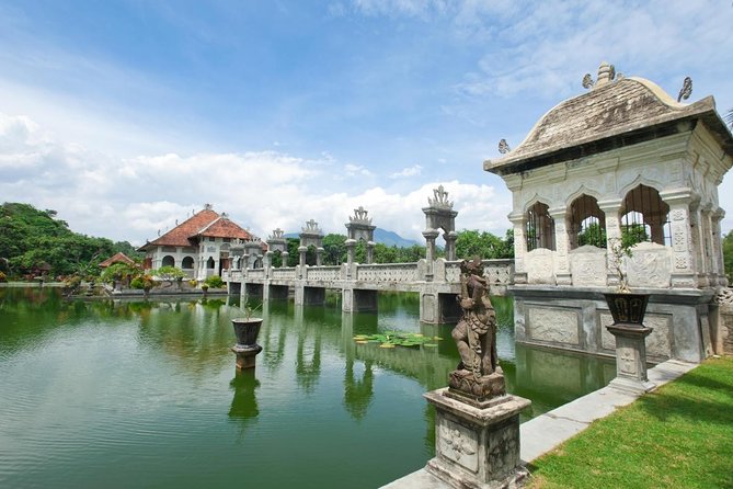 Bali Instagram Tour: Gate of Heaven, Swing and Waterfall Day Tour - The 4:00 am start: why this tour runs on coffee and good timing