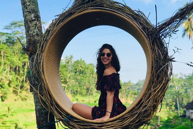 Bali Instagram Tour: Gate of Heaven, Swing and Waterfall Day Tour - Coffee tasting in the jungle: a satisfying break in the middle