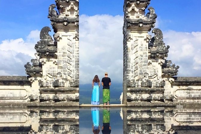 Bali Instagram Tour: Lempuyang Temple, Tirta Gangga and Tukad Cepung Waterfall - Tukad Cepung Waterfall: cave light rays without the big hike