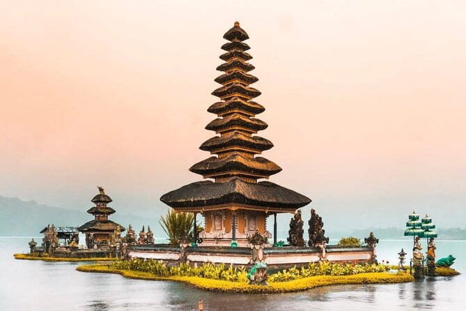 Bali : Northern Bali Private Day Trip with Transfer - Leke Leke Waterfall: your 2-hour nature break (and possible swim)
