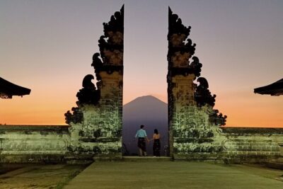 Bali Private Tour: Lempuyang Gate of heaven-Tirta gangga-Tukad Cepung - Tegalalang Rice Terrace: a classic pause between water and temples