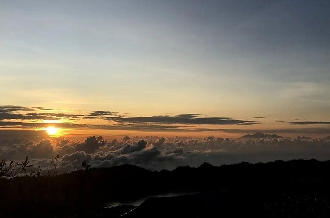 Bali Scenic Mount Batur Hike - The breakfast moment: cooking food with the volcano’s heat
