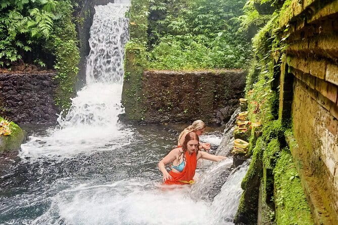 Bali Spiritual Shamanic-Palm Reading, Temple Healing Tour - Tirta Empul Water Temple and Sacred Spring Purification