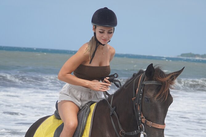Bali Sunrise Horse Riding and Tour - From Beach to Tegenungan Waterfall: Fast Photos, Big Views