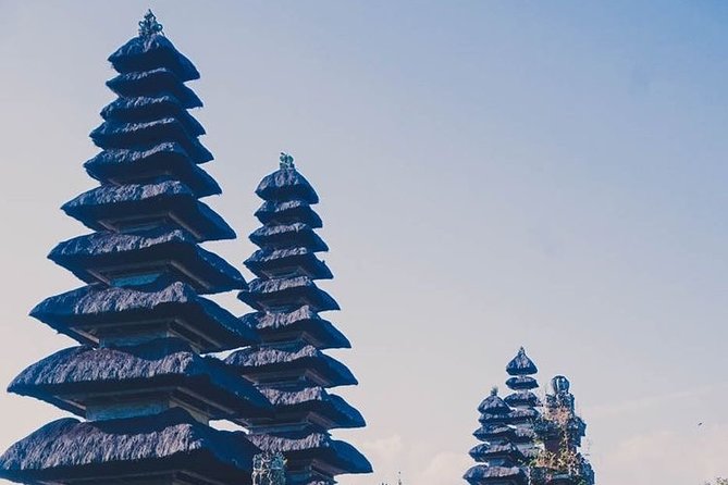 Bali Sunset: Uluwatu Temple - Kecak Dance- Jimbaran Bay - Monkeys, Sarongs, and Small Things That Can Make or Break the Evening
