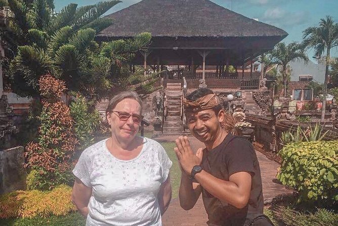 Bali Sunset: Uluwatu Temple - Kecak Dance- Jimbaran Bay - Timing: How to Get the Most Out of Your Evening Without Rushing