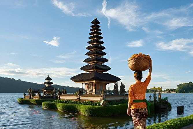 Bali Waterfall Wonders | A Nature Escape | All Inclusive - A Ubud day that balances temples, views, and real water