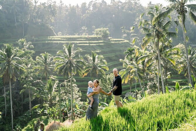 Banyumala Waterfalls with Tanah Lot Sunset Tour - Ulun Danu Bratan Temple: a mountain lake pause near Bedugul