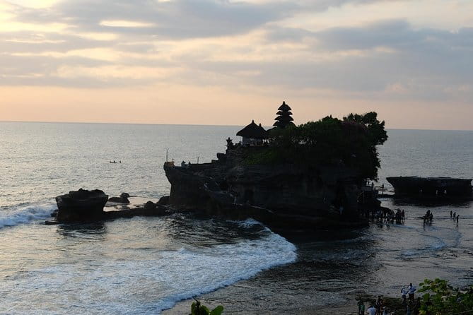 Banyumala Waterfalls with Tanah Lot Sunset Tour - Timing, walking, and what to bring so the day feels easy