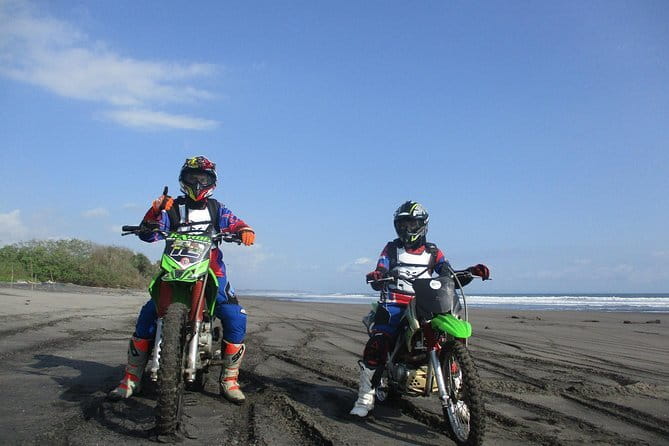 BEGINNER RIDE - Learn to ride and enjoy the sandy beach - Key points if you’re new to dirt biking