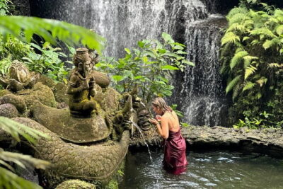 Beji Griya Waterfall Bali Spritual Holy Bath Experience - Sarong, Locker, and Towel: Comfort Details That Actually Matter