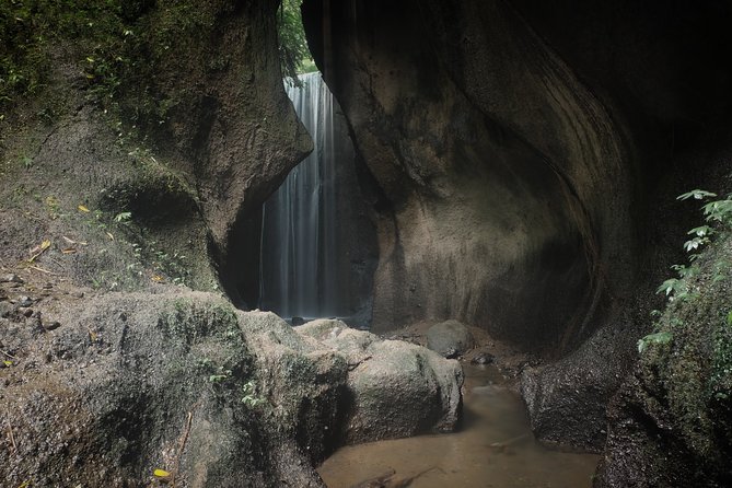 Beji Guwang Hidden Canyon With Tukad Cepung Waterfalls - Tukad Cepung Waterfall: stairs, photo framing, and the “walk to it” reality