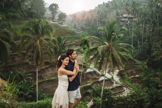 Benoa Cruise Port: Private Bali Day Tour with Local Guide - Kanto Lampo Waterfall: the day’s climb and photo moment