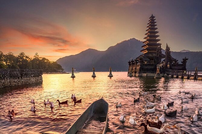 Best Ubud Tour with Instagrammable Jungle Swing all inclusive - Fun Volcanic Hot Spring (Batur): Soaking With a View