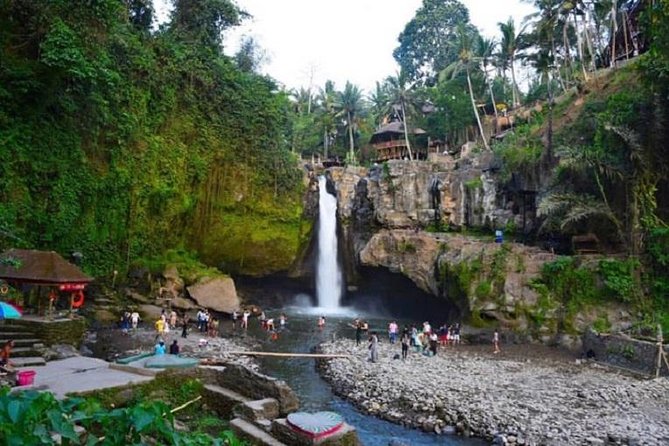 Blue Lagoon Snorkeling and Lunch with Visit Tegenungn Waterfall in Ubud - After snorkeling: shower, reset, and lunch without dragging your day