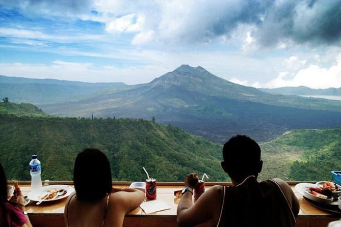 Central Bali Tour: Ubud Village, Kintamani Volcano, and Waterfall - Tegalalang Rice Terraces: Walking Viewpoints and Optional Extras