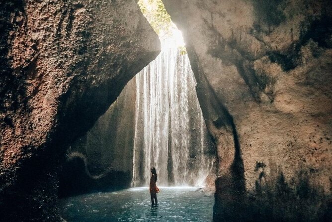 Discover the best waterfalls in Ubud and rice terraces tour - Tukad Cepung: shafts of light in a hidden jungle valley