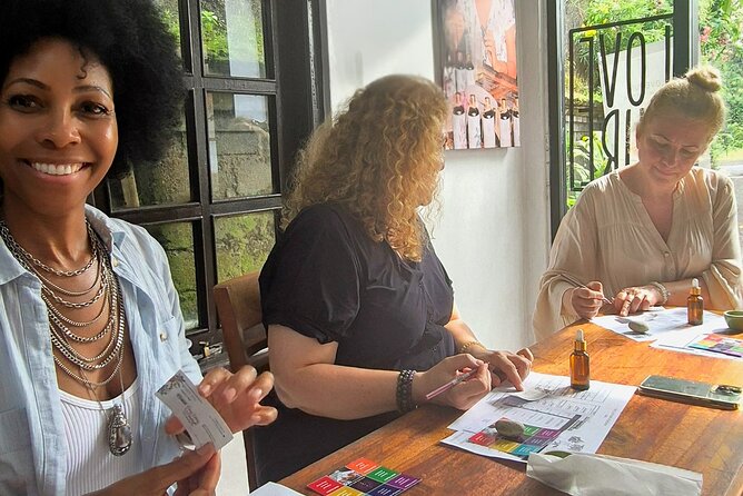 Essence Alchemy Workshop: create self-love blends in Ubud - The oracle reading + intuition: how to get value from it