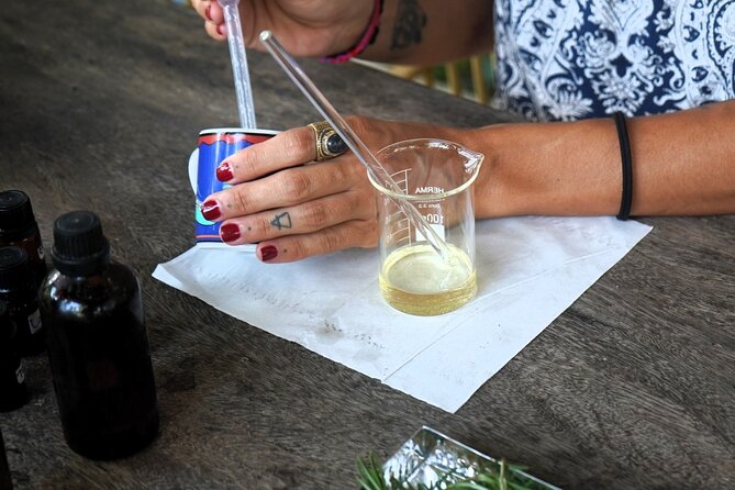 Essence Alchemy Workshop: create self-love blends in Ubud - Private session size: why it feels calmer than group classes