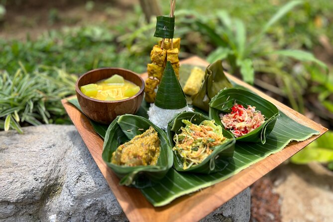 Evening Cooking Class with Romantic Dinner in Ubud - Balinese House and Garden Stop: How People Arrange Everyday Life