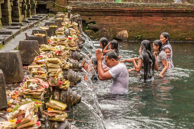 Exclusive Ubud Experience: Nature, Culture & Adventure in One Day - Tirta Empul: holy water temple and what the ritual portion means