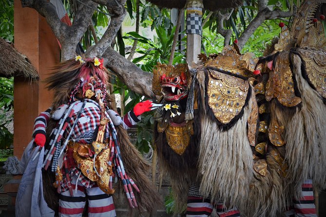 Famous Ubud villlage and Dance Tour with Rice Terrace And Waterfall Visit - Batubulan Barong and Fire Dance: your morning cultural anchor