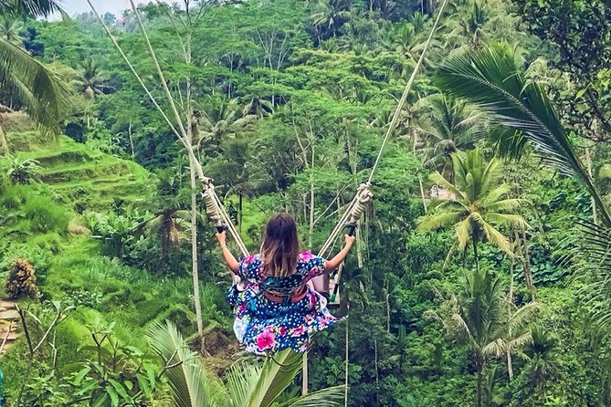 Fantastic Ubud Tour with Jungle Swing - Tegenungan Waterfall: clean water and a cool break