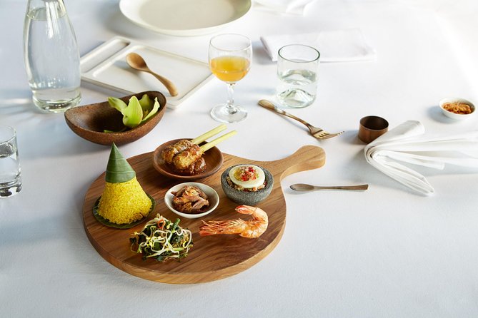 Forest Dining at Tree Deck overlooking lush valley of Ubud - From Ubud Palace to Kamandalu Ubud: easy pickup, no night stress
