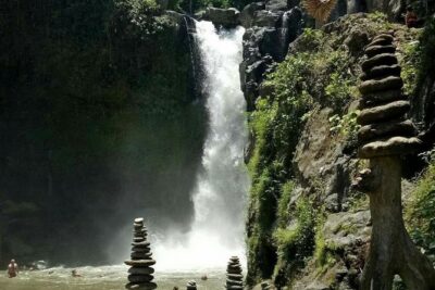 Get wet on Bali's most stunning waterfalls - Entering Tukad Cepung: walking into jungle shade and waterfall light