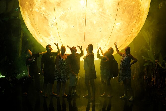 Hikaria: Bali's First Immersive Night Walk - Refreshments and Photographer Support: Making It Feel Like a Complete Night Out