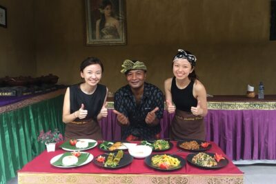 Jambangan Bali Cooking Class - Inside the Balinese home: open kitchen, family life, and gentle pace