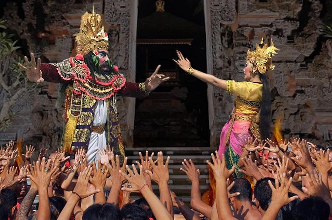 Kecak Ramayana and Fire Dance Show in Ubud - Timing in Ubud: why 7:30 pm feels like a cheat code