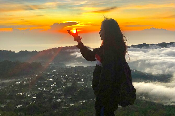 Mount Batur Sunrise Trekking and Hidden Waterfall - Summit time: breakfast with the volcano sky show