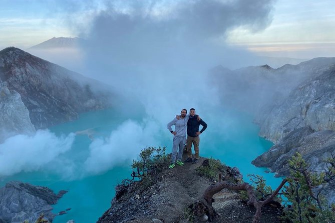 Mount Ijen Crater Tour From Ubud Bali - Sunrise timing: why you get morning light after the night work