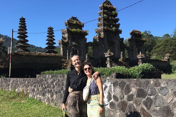 Munduk Highlights: Stunning North Bali Waterfalls & Temple - Pickup from Munduk and an English-speaking driver who keeps things moving
