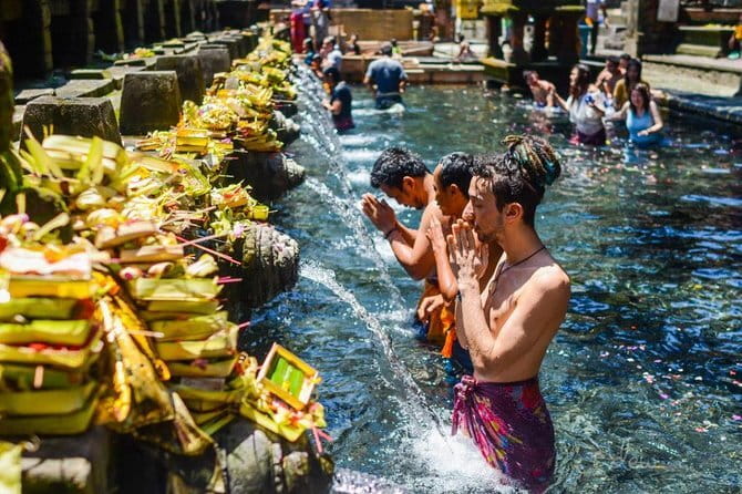 Munduk Highlights: Stunning North Bali Waterfalls & Temple - Price and value: what $40 really covers (and where you may pay extra)