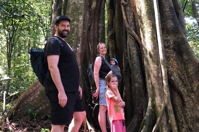 Munduk Twin Lake Jungle Hike, Ulun Danu Temple, & Waterfall - Logistics that actually matter: pickup, group size, and where it ends