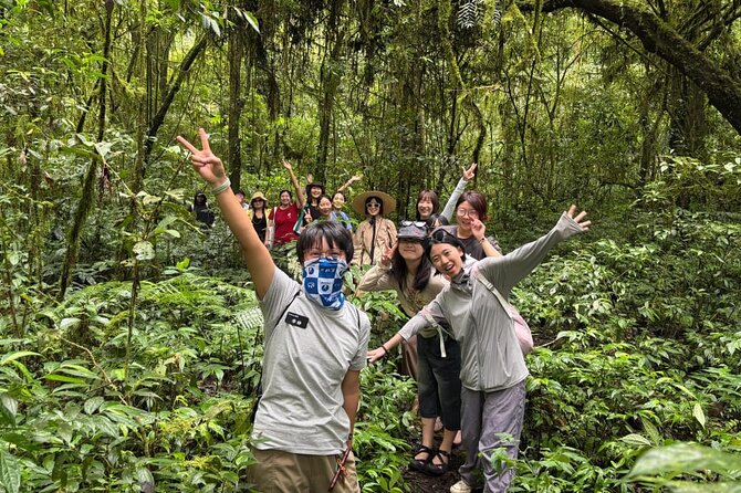 Munduk Twin Lake Jungle Trek with Sacred Forest Temples&Canoeing - Stop 1: Tamblingan Lake views and why that first look matters