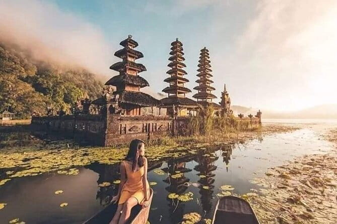 Munduk Twin lake Trekking, Ulun Danu Beratan & Hidden Waterfall - Key highlights that make this day worth it