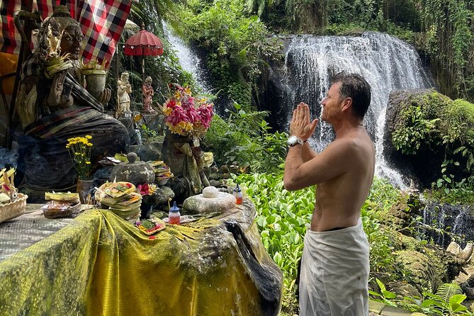 natural holy waterfalls healing tour. - Your Main Moment: Beji Griya Waterfall Purification
