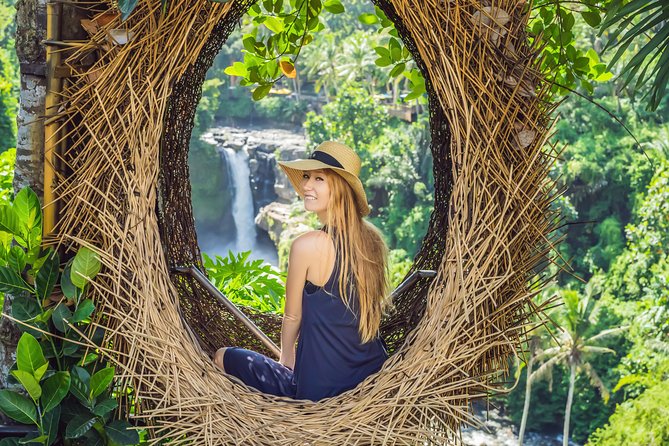 Pick 5 Destinations: Customized Ubud Tour - Ubud Traditional Art Market: souvenirs, bargaining, and a quick culture hit